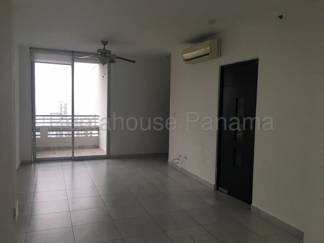 Convenient Apartment - Apartamento en El Cangrejo